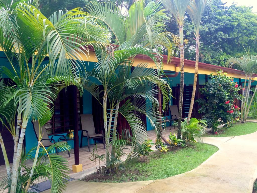 Cabinas D'Val Uvita Exterior photo
