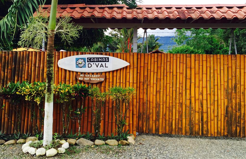 Cabinas D'Val Uvita Exterior photo